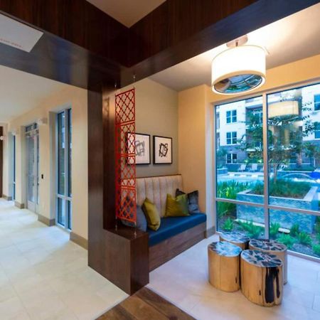 Downtown Apt Free Parking - Pool - Gym - Fully Kitchen هيوستن المظهر الخارجي الصورة