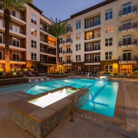 Downtown Apt Free Parking - Pool - Gym - Fully Kitchen هيوستن المظهر الخارجي الصورة