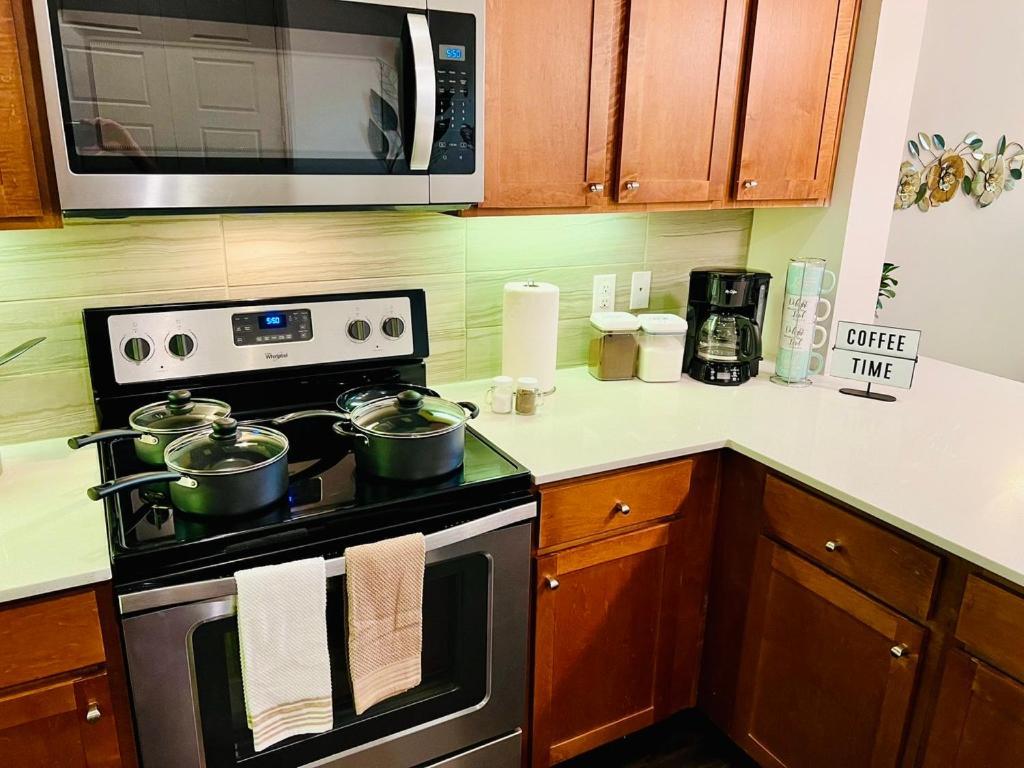 Downtown Apt Free Parking - Pool - Gym - Fully Kitchen هيوستن المظهر الخارجي الصورة